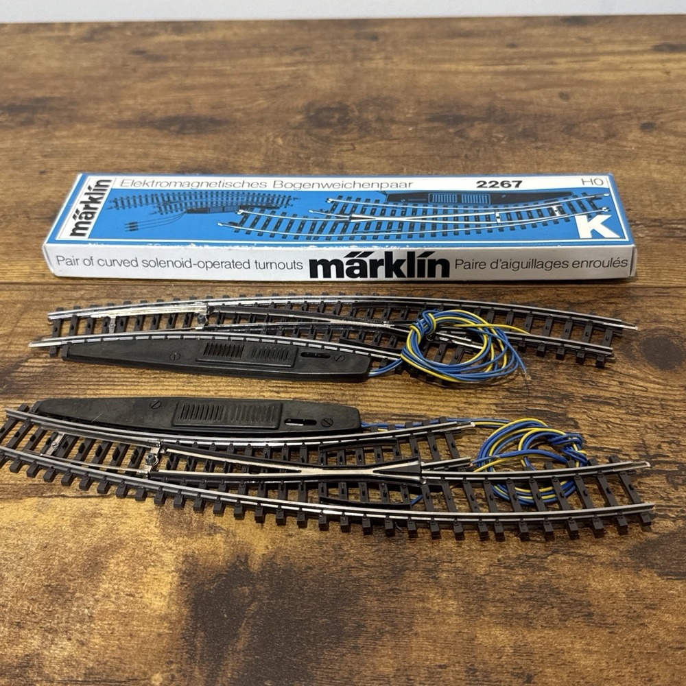 Märklin H0 AC 2267 E-Curve Switch Pair K-Track 2 Right Hand Switches In Box